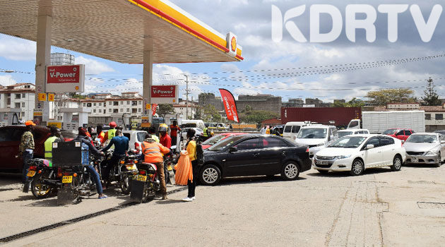 Queue in One of Kenyas petrol station