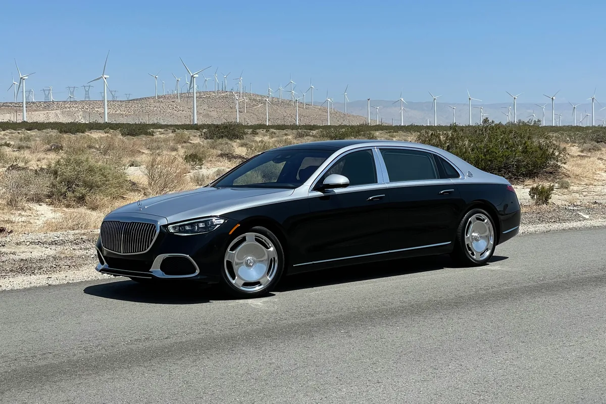 2022 mercedes maybach s580 001